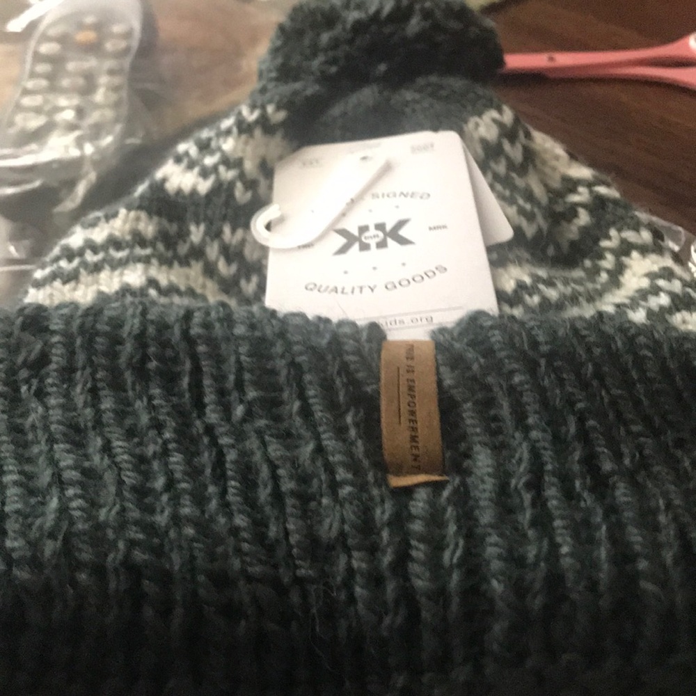 Kids hat brand new